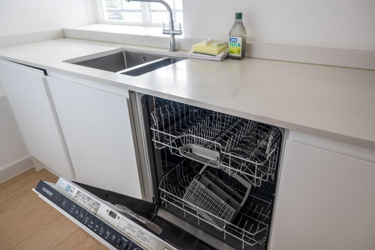 City Relay Belgravia Apartment 41 Londen Buitenkant foto